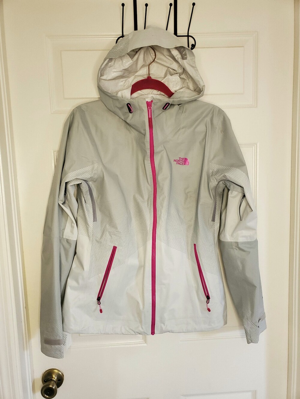 The North Face Hyvent 2.5L Gray/Pink M